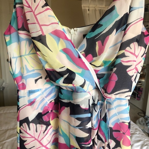 Forever 21 Floral Maxi Dress - Picture 2 of 2